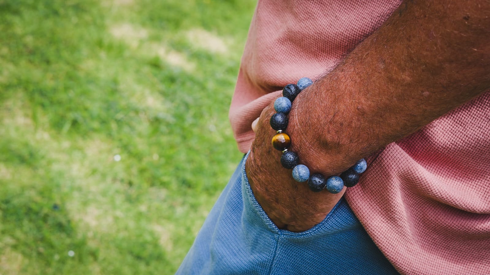 Bracelet “Force Ancestrale” – Protection & Ancrage